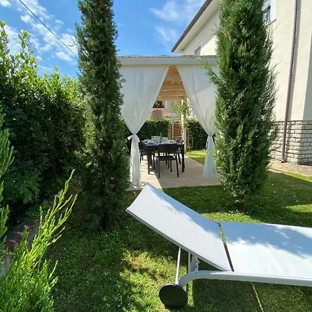 Appartement Nave York Lucques